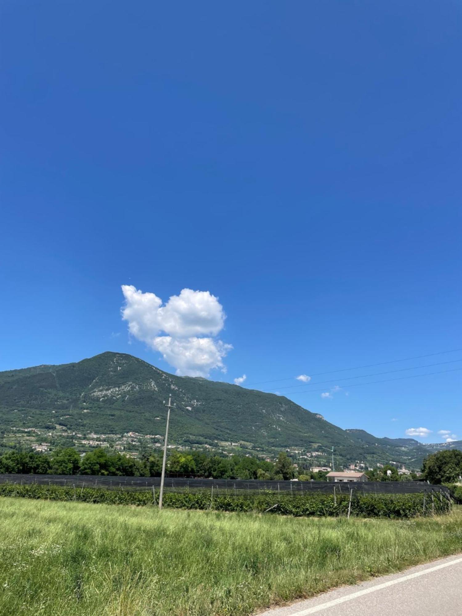 La Casa In Collina Lägenhet Caprino Veronese Exteriör bild